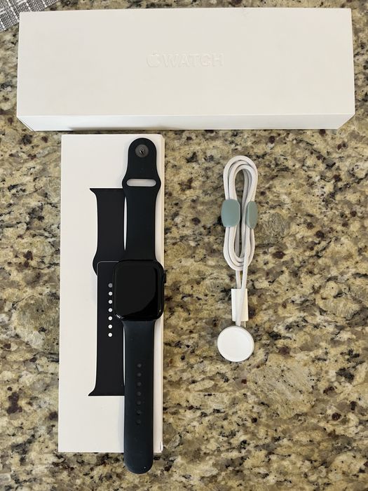 Apple Watch  9  45 mm