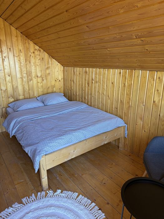 Cabana de inchiriat Marisel,disponibilă Februarie