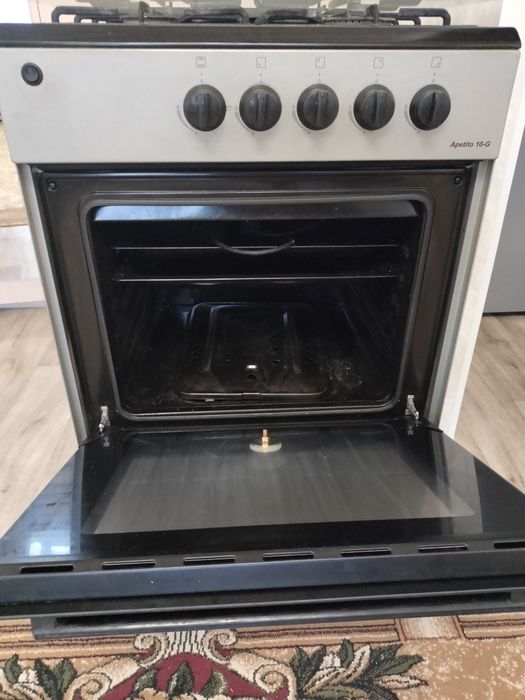 Продам газ плиту