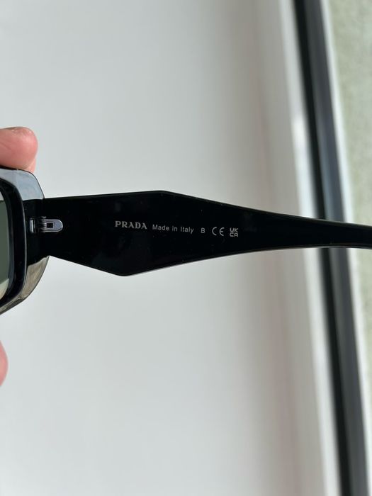 Vand ochelari Prada