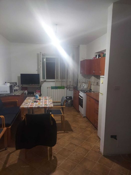 Vand Apartament in Chirie