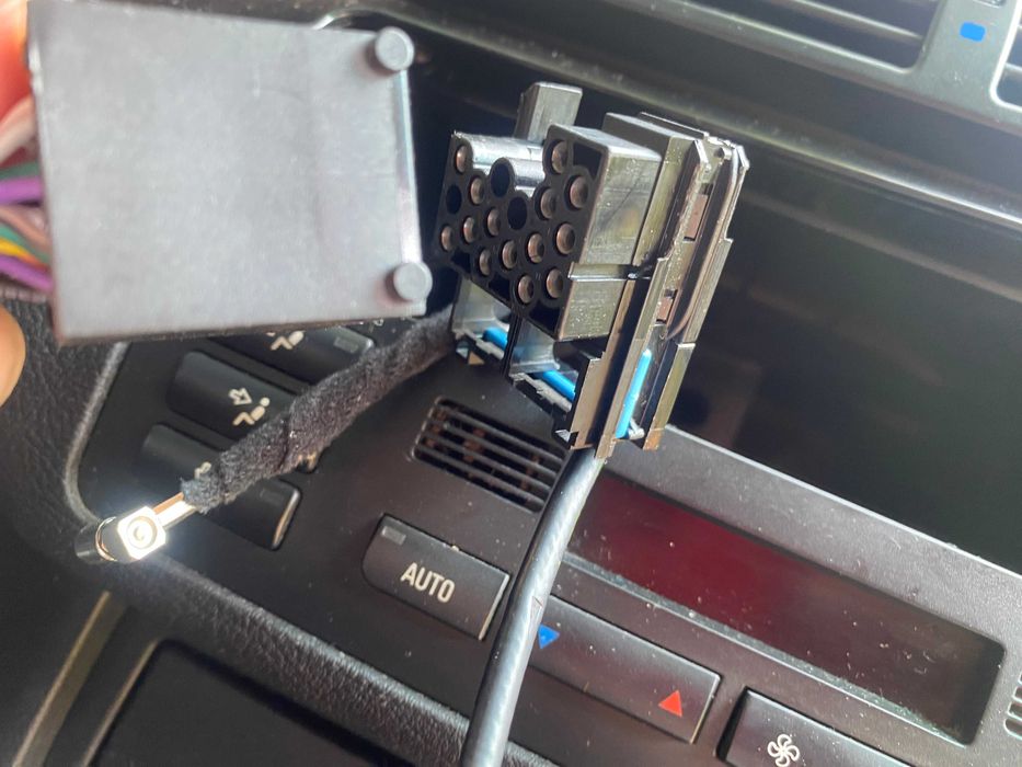 Навигация за БМВ Е46 Е53 Е39 Е38