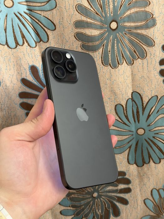 VAND URGENT ! Iphone 16 pro max negru