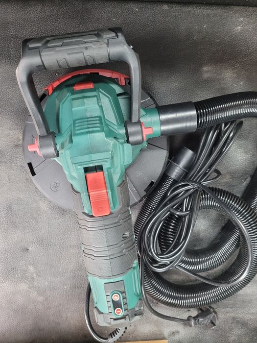 Slefuitor pereti si podele Parkside