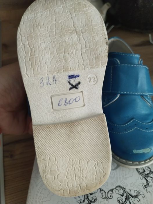 Продам детская обувь