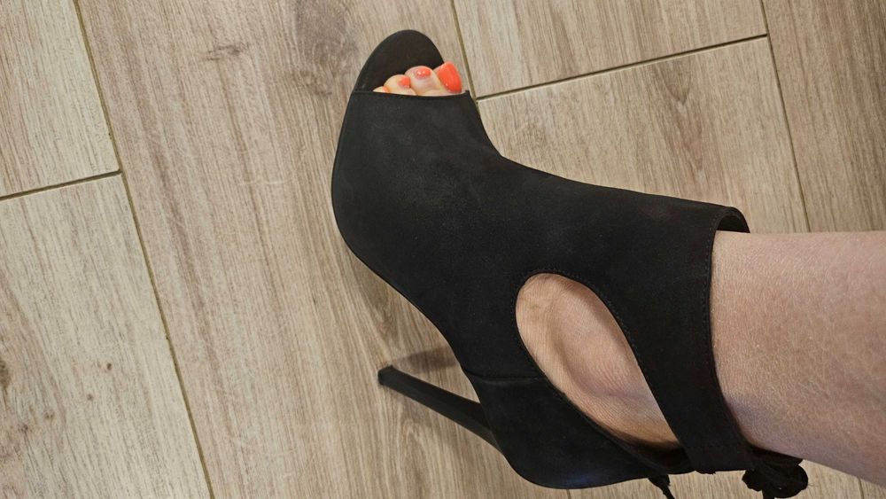 Sandale piele intoarsa