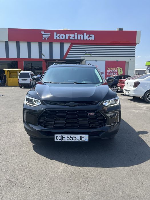 Treker 2 qora rangi ideal xolatda