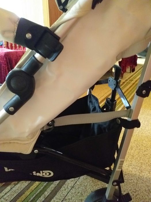 Количка бяла лятна