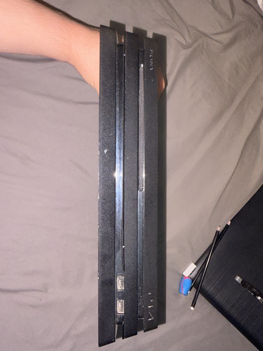 PlayStation 4 PRO 1 tb