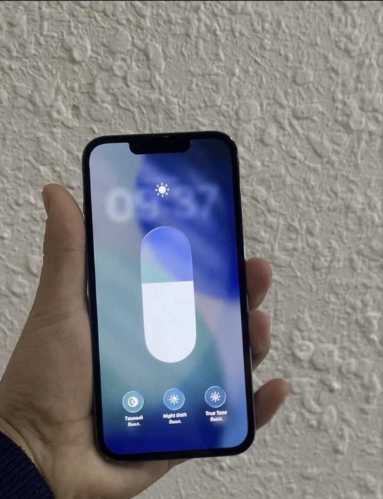 Iphone 13pro 128 tali 76 yomkis karlpkasi bor