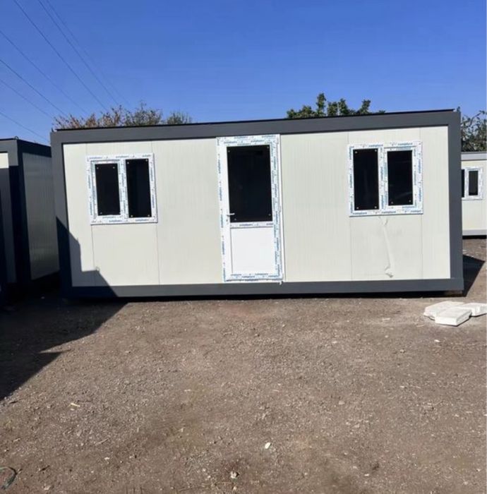 Containere modulare Poze reale