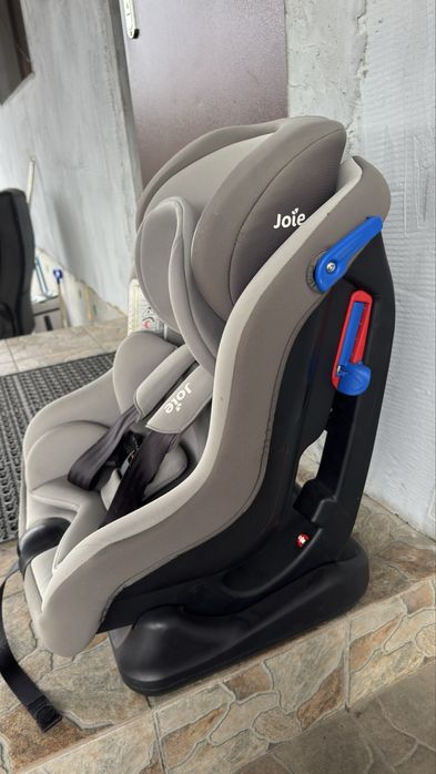Автокресло Joie Steadi