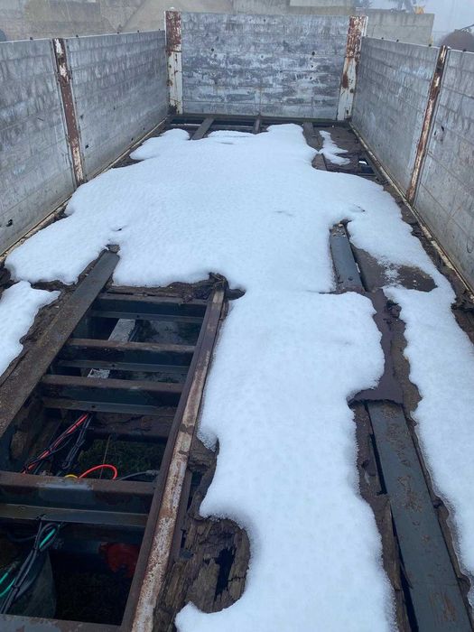 Продавам ремарке Kögel AN18 – здраво шаси