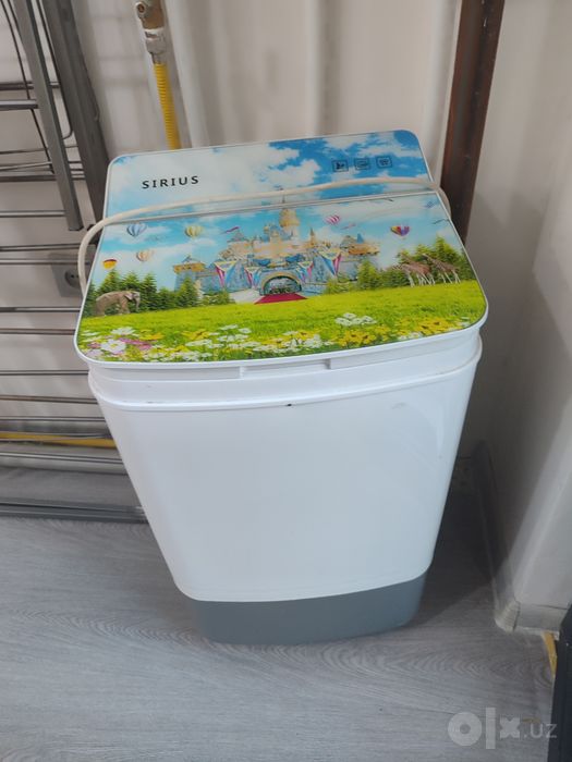 Mini kir moshin sotiladi.