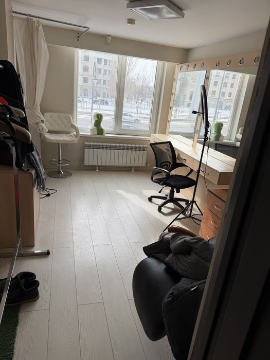 Зеленая студия с гримерной Астана