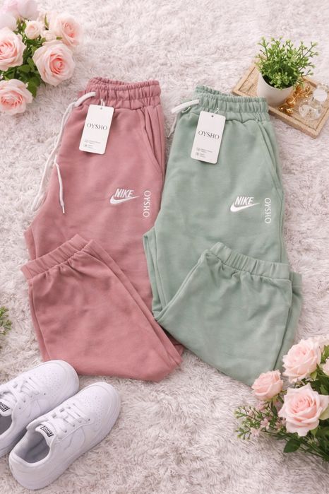 Set pantaloni de trening  dama