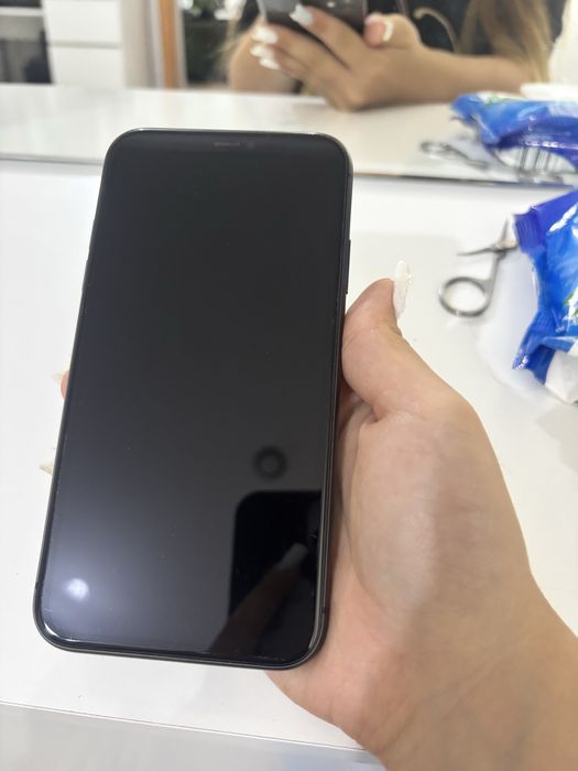 iphone 11 б/у акб 72%