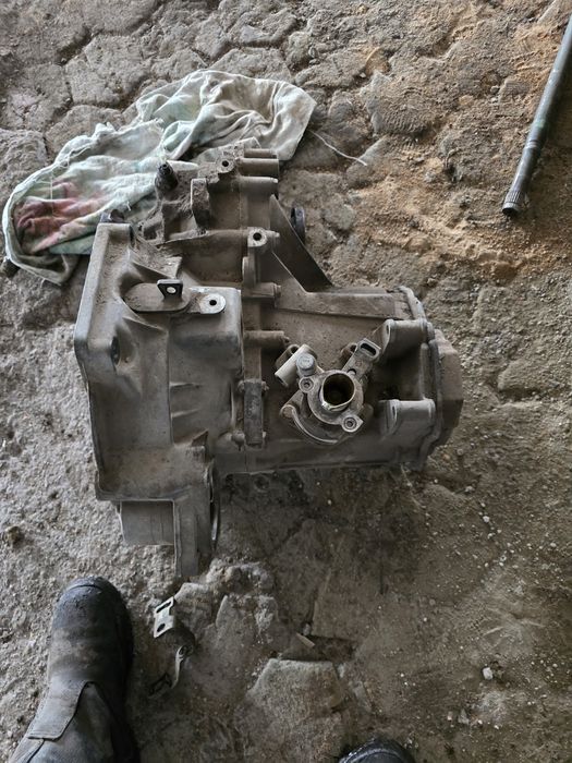 Продаю кпп на пасат б4