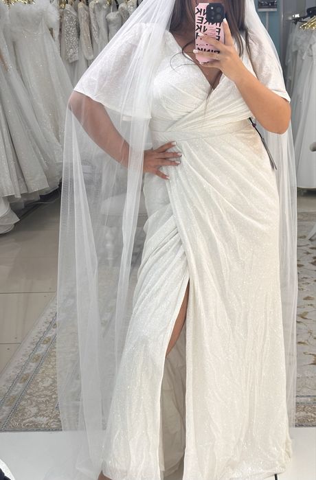 Продам платье, в идеальном состоянии