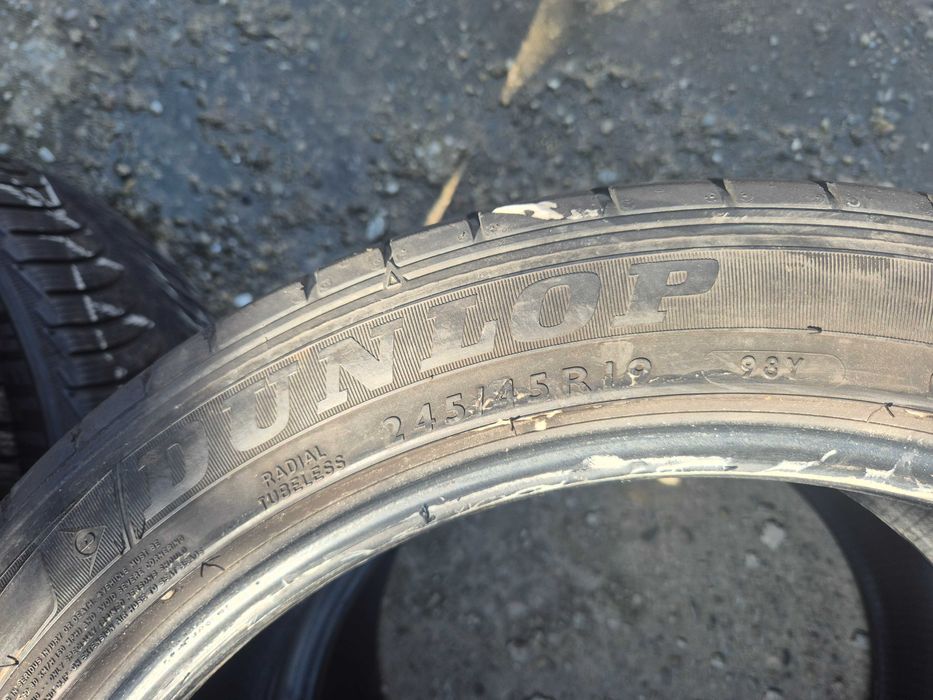 4 Anvelope de VARA - 245/45/19 - 275/40/19 - DUNLOP * OEM BMW RUN-FLAT Stare BUNA - DOT 2017 !