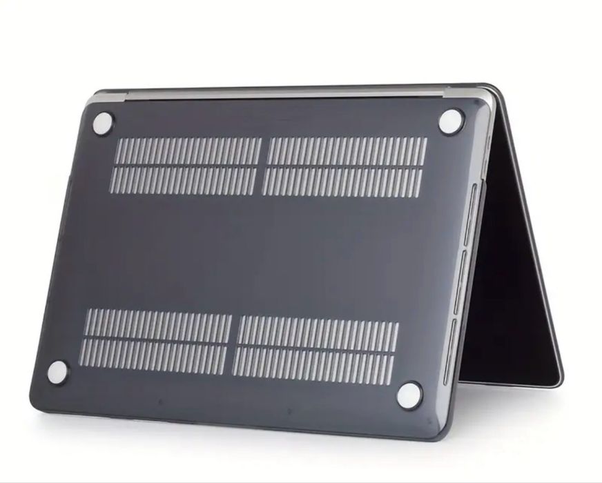 Husa macbook air 13.3’ + protectie tastatura