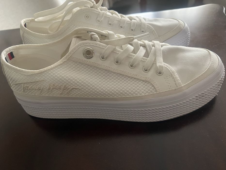 Кеды женские белые