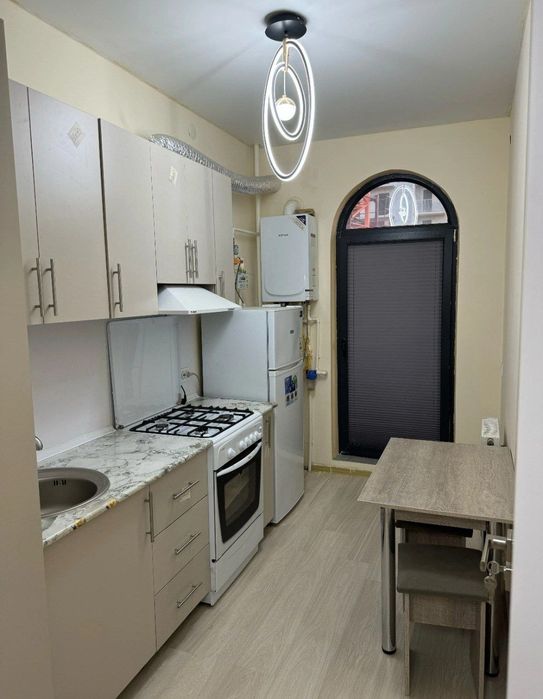 1 хонали новостройка сотилади ШОШИЛИНЧ метро Олмос