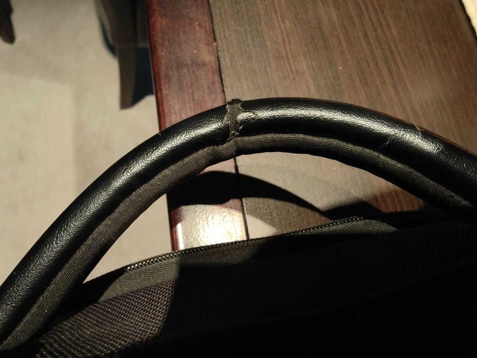 маркова раница samsonite /самсонайт/ с 3ри забележки