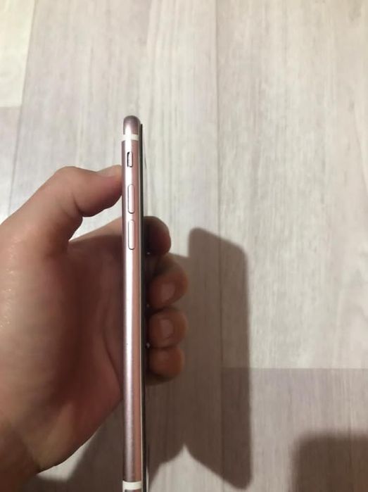 Айфон 7  128 минус жок