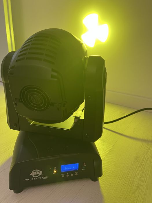 Moving Head Led Adj Focus Spot 2 lumini dj band