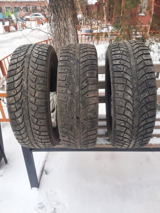 Шины зимние 215 / 60 R17