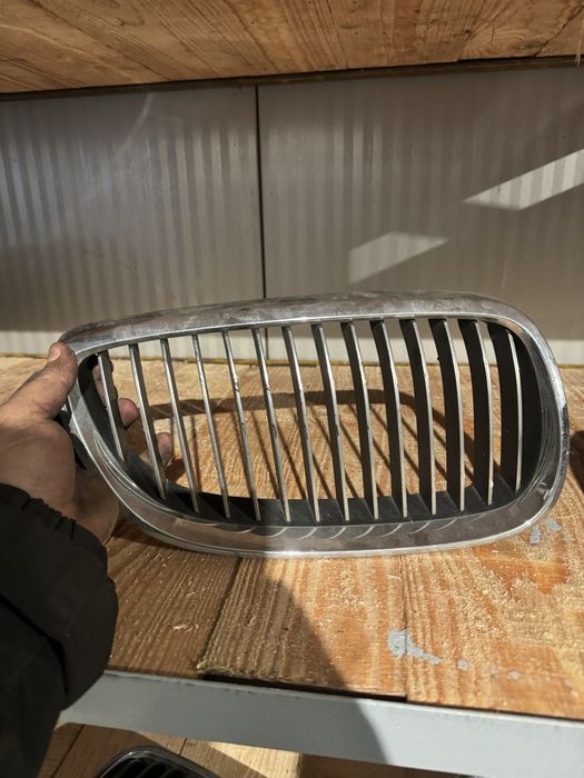 Бъбреци бмв е90 е91 фейс bmw e90 e91 lci решетки за броня