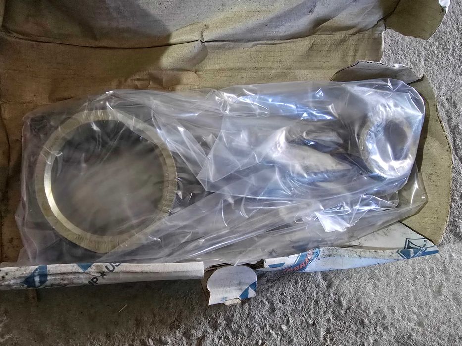 Biela motor Komatsu PC200 PC100 PC60 PC120 - NOUA - KMP Brand cod 6207-31-3101