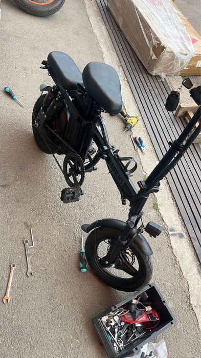 Складной электровелосипед