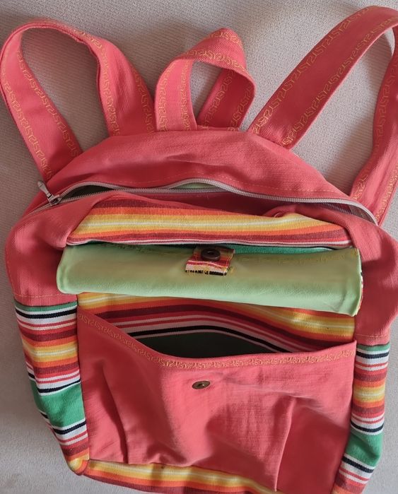 Ръчно шита раница и чанта през рамо за храна