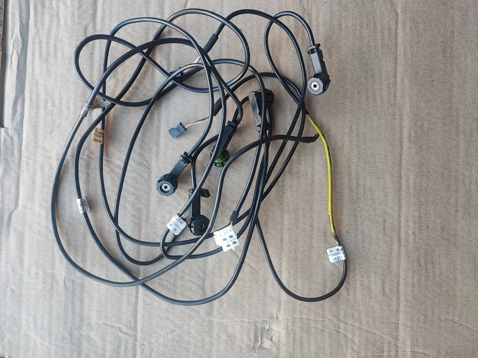 Антена за таван AUX кабел и кабел за акумулатор от Мерцедес