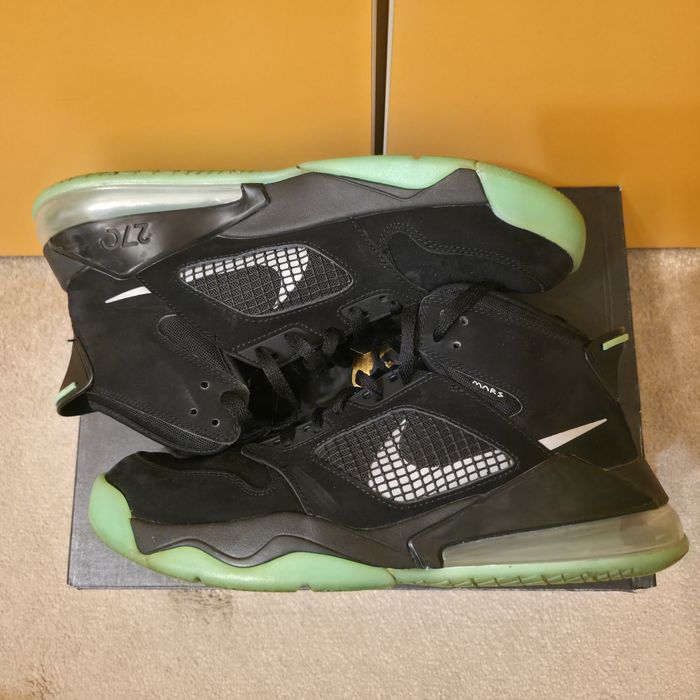 Nike Jordan Mars 720