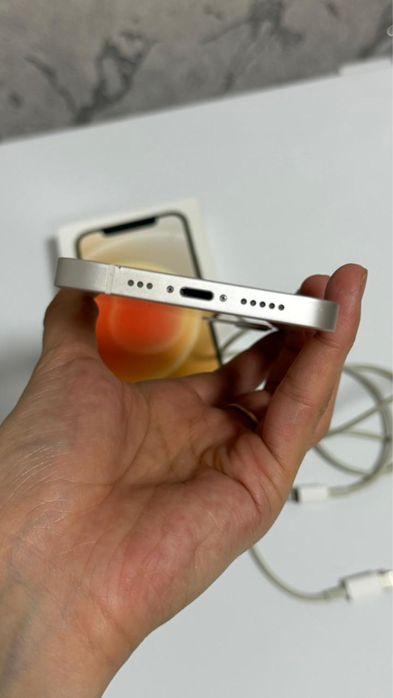 Айфон 12 сатамын!