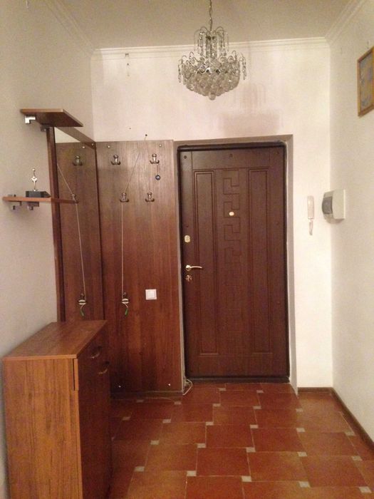 Под серебро люстра