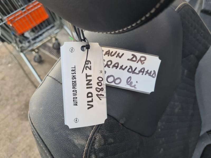 Scaun dreapta cu incalzire Opel Grandland