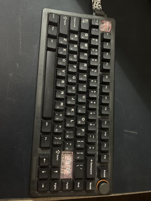 Продам Клавиатуру