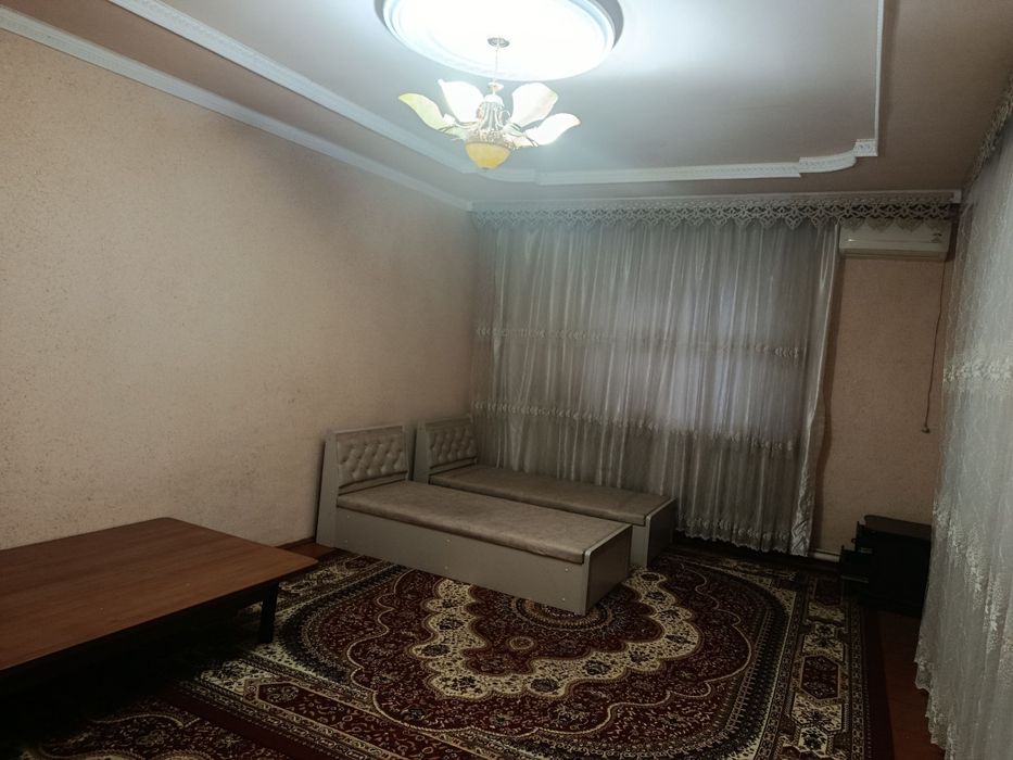 Зангиота тумани Ўртаовул 5 сотих 5 хона ишлаб чиқaриш ёки цехга  ижара