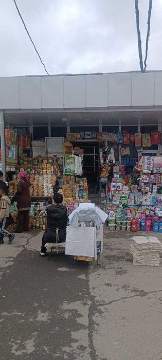 Дехкон бозорида Магазин сотилади