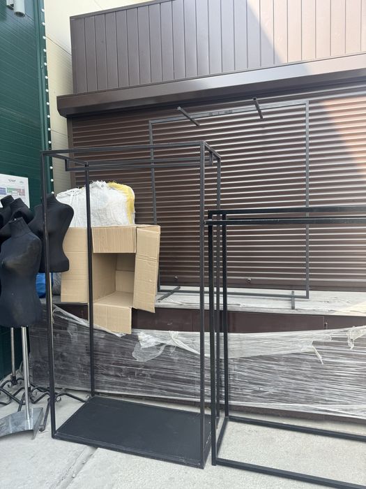 Стойки для одежды