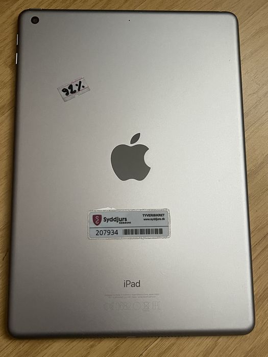 Ipad ( generatia a5a ) 128 gb