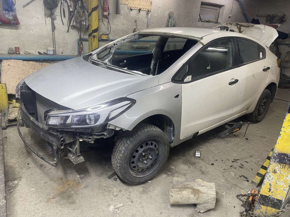 Автомобиль на разбор