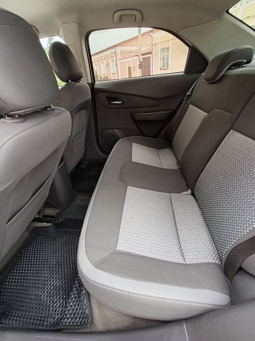 Chevrolet Cobalt 2022 — 4