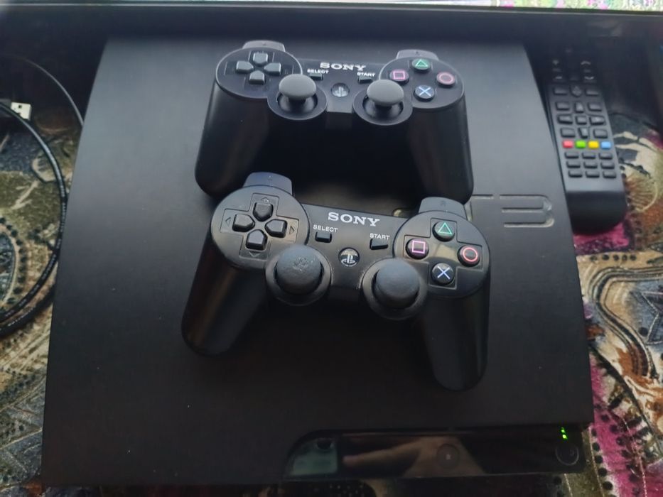 Продам Ps 3 slim