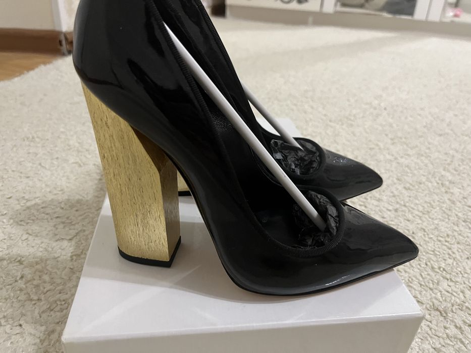 Туфли Casadei новые