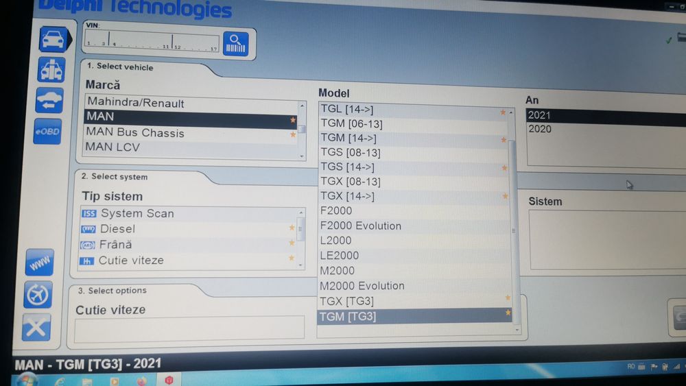 Laptop Fujitsu H Series cu interfață și program instalat DelphiDS150e